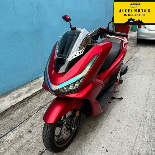 Kính chắn gió kiểu Forza dành cho PCX 2025