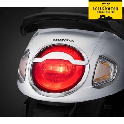 ốp đèn hậu scoopy 2025 ahm 08f47k2fp00slv