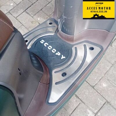 thảm scoopy 2025 ahm 64300K2FP00