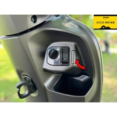vị trí nắp khóa phía trước Scoopy zin