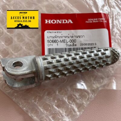 Gác chân trước phải CB150R phải
