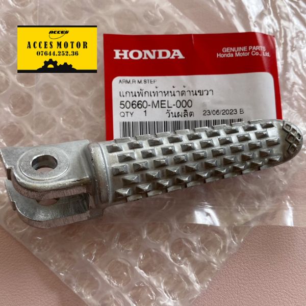 Gác chân trước phải CB150R phải